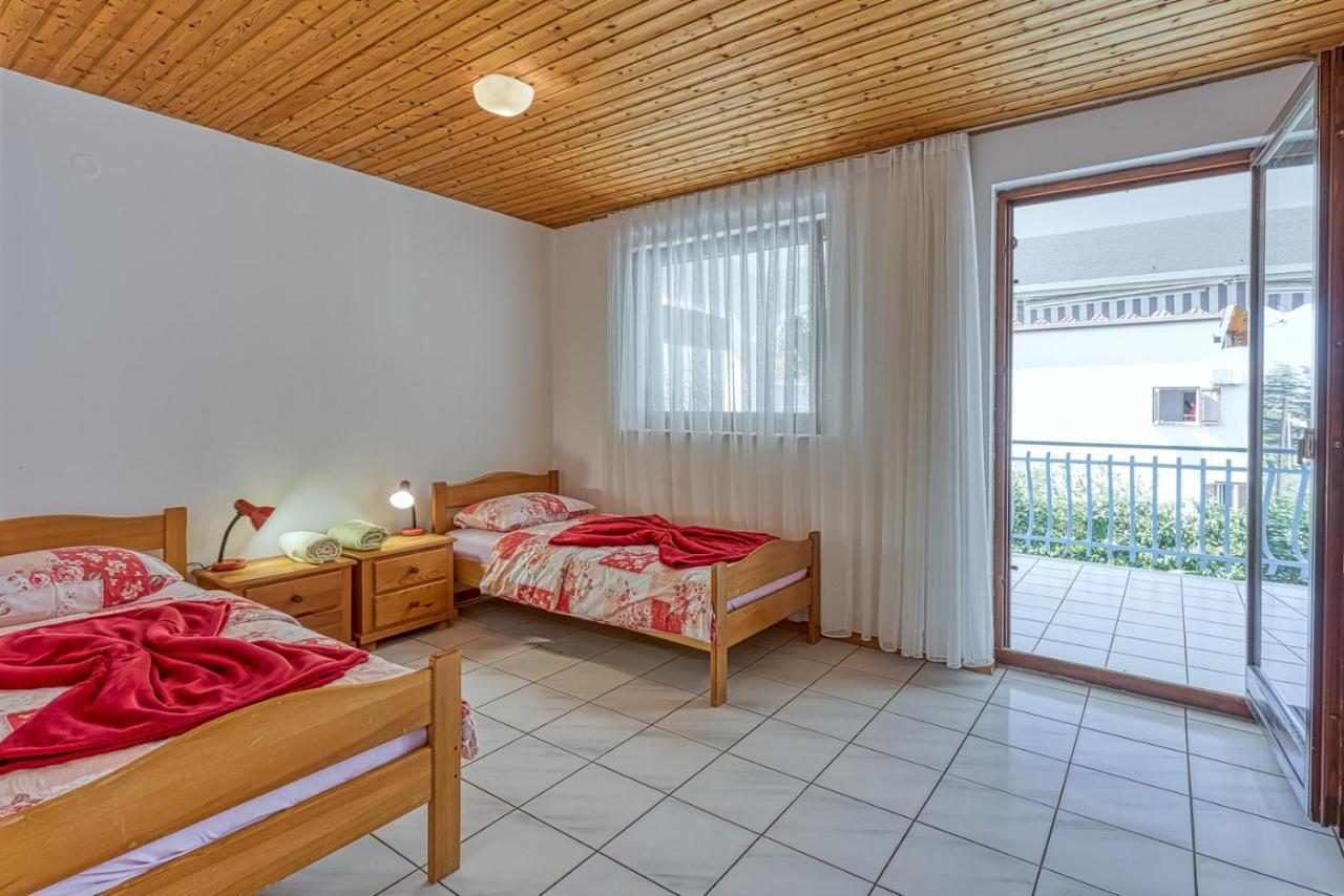 Apartments Kiki Spada Poreč Buitenkant foto