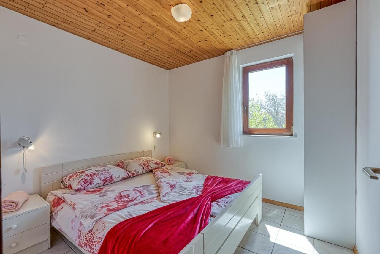 Apartments Kiki Spada Poreč Buitenkant foto