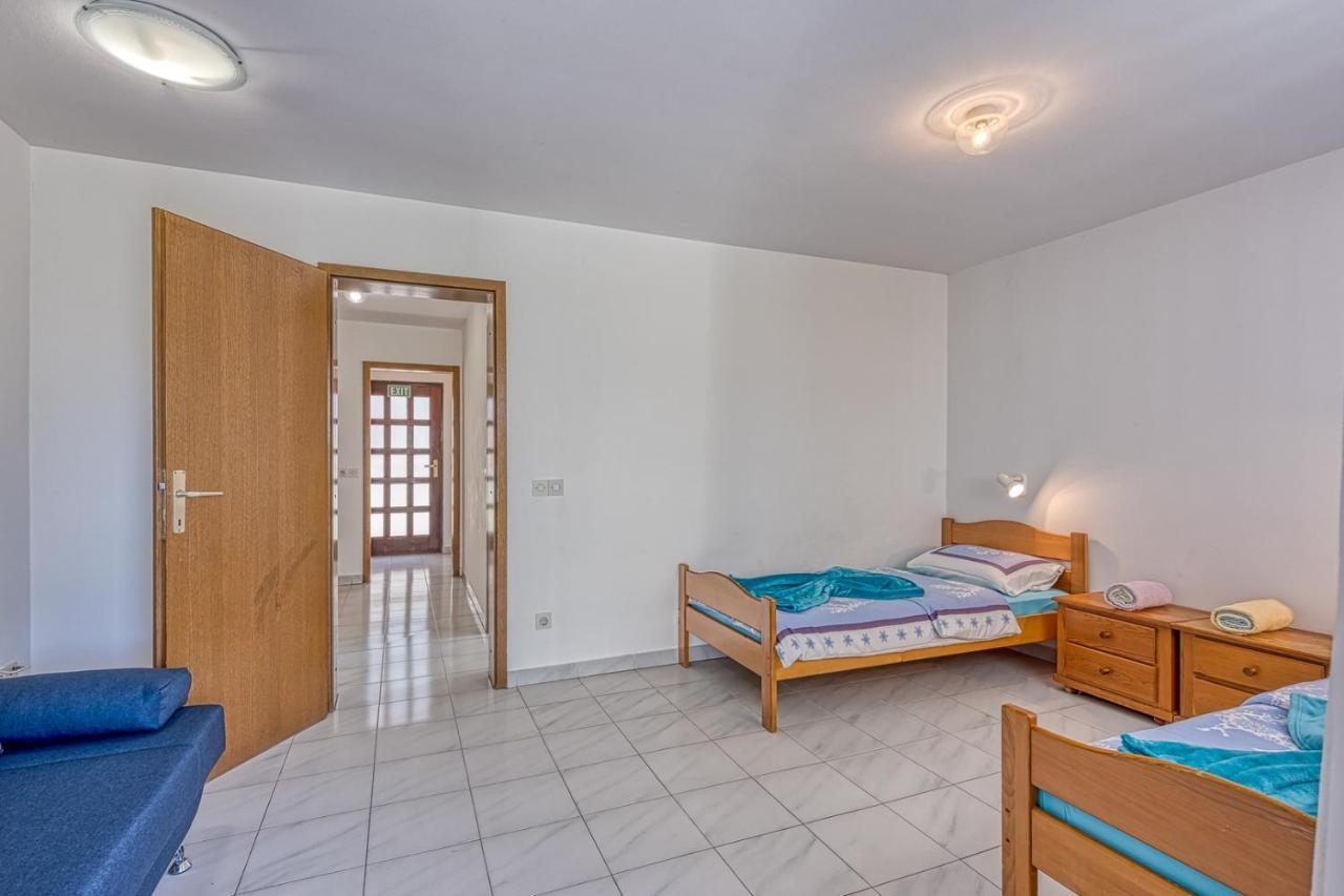 Apartments Kiki Spada Poreč Buitenkant foto