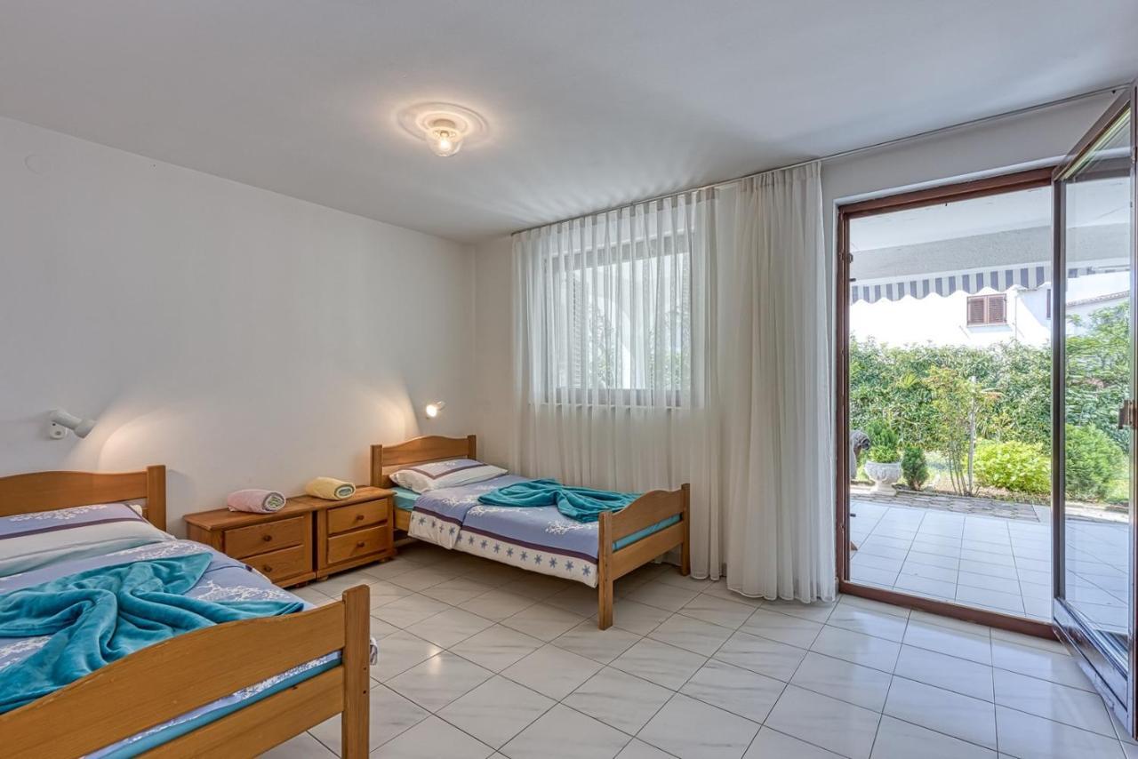 Apartments Kiki Spada Poreč Buitenkant foto