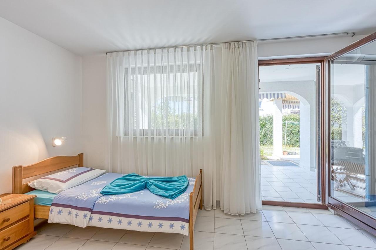 Apartments Kiki Spada Poreč Buitenkant foto