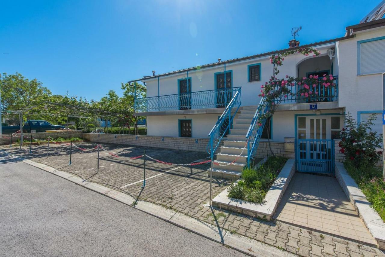 Apartments Kiki Spada Poreč Kamer foto